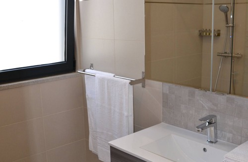 Penina Bed & Breakfast | Master suite on Penina golf course, quiet and close to town centers and beaches