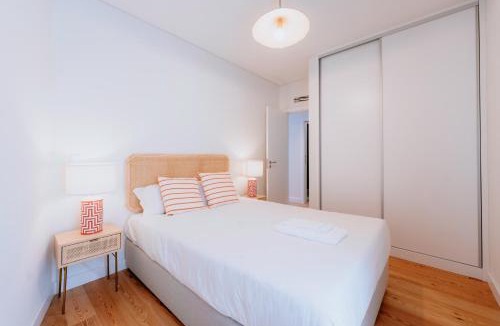 Santo Condestavel Apartment | Meia Laranja - Nº 232 RC
