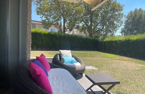 Santa Maria e Sao Miguel House | Modern Duplex with Garden and Pool- Short -Medium or Long Stay. Best Price!