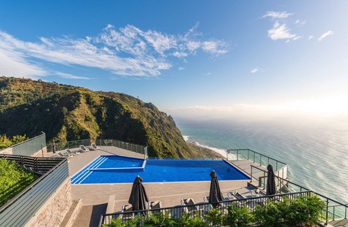 Paul do Mar Apartment | Modern villa, shared infinity pool | SunsetCliff 7