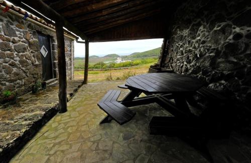 Santa Cruz da Graciosa House | Mountain Hideaway