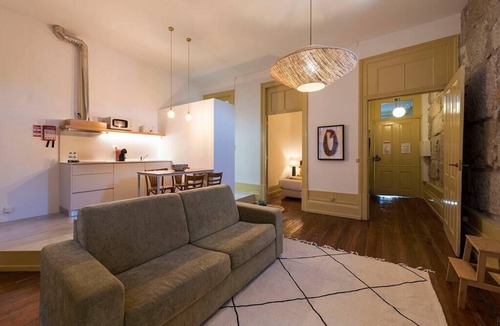 Sao Nicolau Apartment | *NEW* Mercado Apartments #2T by DA'HOME