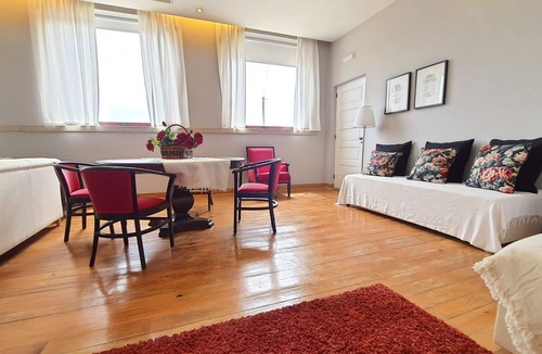 Molares Apartment | O Burra Velha - Private House