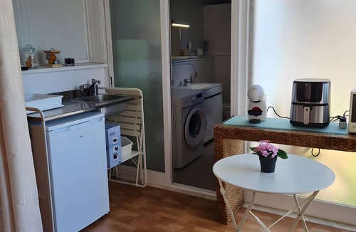 Carvoeira Apartment | O Cantinho do Sol in Talaíde – Cozy Retreat Between Coast and Lisbon