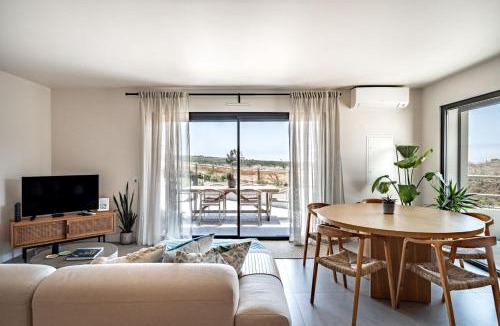 Barril de Cima Apartment | Ocean Breeze Retreat - Near Ericeira by Lisbeyond