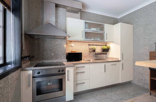 Vila do Conde Apartment | Oceanfront & Modern Elegance by HostWise