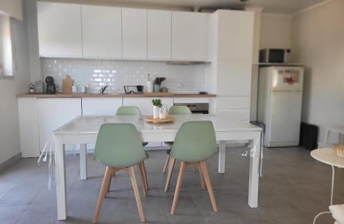 Paco De Arcos Apartment | Oeiras Historic Bedrooms