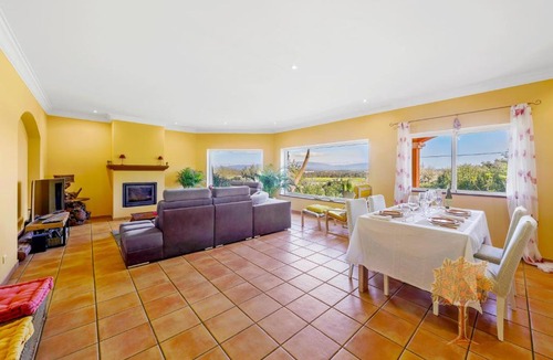 Montes de Alvor Villa | "Orange Tree Villa in Alvor - South - facing Family Villa with Private Poll"