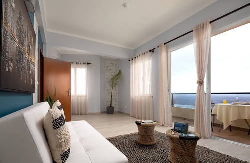 Porto Moniz Bed & Breakfast | Pérola Views Inn 104 by Madeira Sun Travel