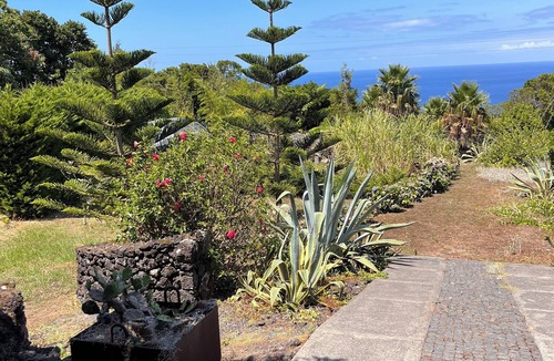 Sao Roque do Pico House | Panoramic Ocean Views from your Private Varand