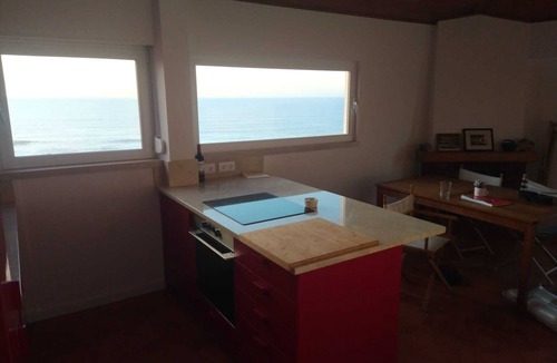 Praia de Santa Cruz Apartment | Penedo house