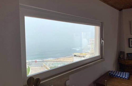 Praia de Santa Cruz Apartment | Penedo house