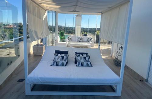 Vale de Carro Apartment | Penthouse, sea view, tennis, swimming pools, 3' foot golf