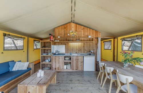 Molares RV Rental | “Pepino Glamping” Tent with Mountain View, Private Pool & Wi-Fi