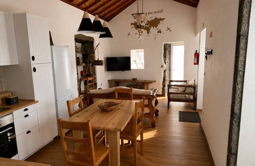 Cais do Pico House | Pico Island Villas 2 · Oceanfront Retreat