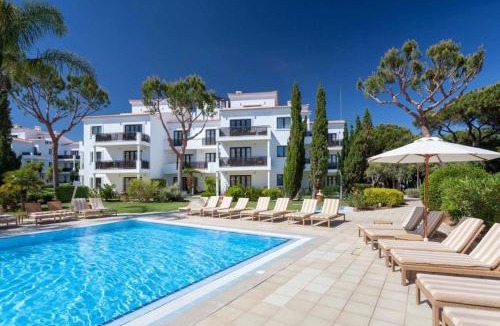 Olhos D'Agua Hotel | Pine Cliffs Suites
