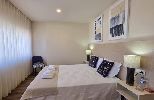 Vila Hotel | Ponto Norte | Room 1 | Town Centre | Melgaço | The Northernmost Town in Portugal