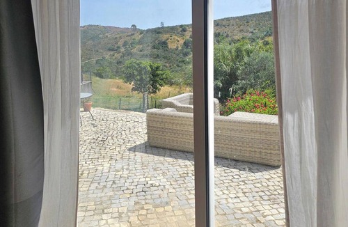 Fonte do Bispo House | Pool - Parking - Bbq - Garden - WiFi - Sleeps 7