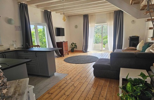 Fonte do Bispo House | Pool - Parking - Bbq - Garden - WiFi - Sleeps 7