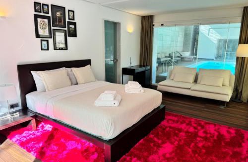 Santarem House | Poolside Suite - Quinta da BellaVista