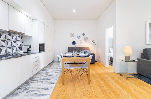 Santa Maria Maior Apartment | Porta do Mar Deluxe Serviced Apartments