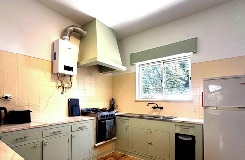 Budens House | Private house with garden & terrace - 5 min from various beaches