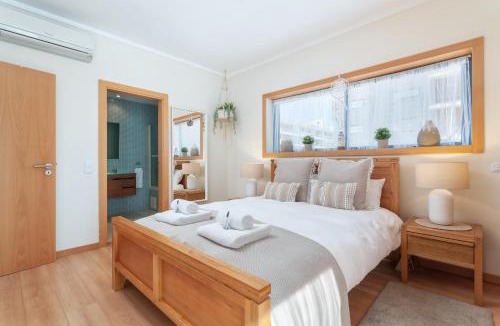 Olhao Apartment | Privilege Apartment Santana with Rooftop Pool, Village Marina - Olhão