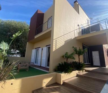Algoz Villa | Quiet Algarve villa near Albufeira ,beaches, prívate pool, BBQ, terrace- Algarve Portugal