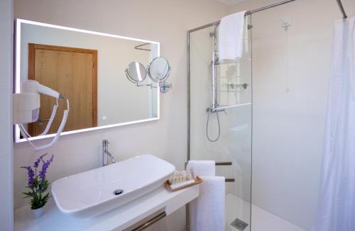 Urzelina House | Quinta da Magnólia AR