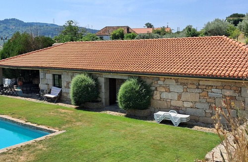 Gouviaes Cottage | Quinta da Vinha - Douro, located in the heart of the region of the Cistercian monks.