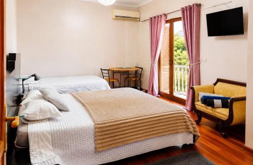 Sao Jorge de Selho House | Quinta do Carvalho - Nature Guest Houses