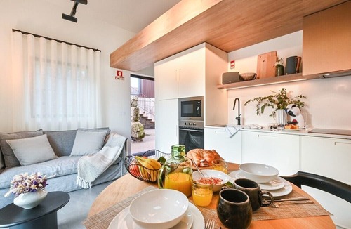 Guilhofrei Apartment | Quinta Leitão II T1 with pool by Sé Apartments