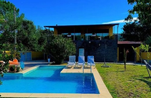Aguiar de Sousa House | Refugio de las Sierras de Porto Luz y Martins Accommodation