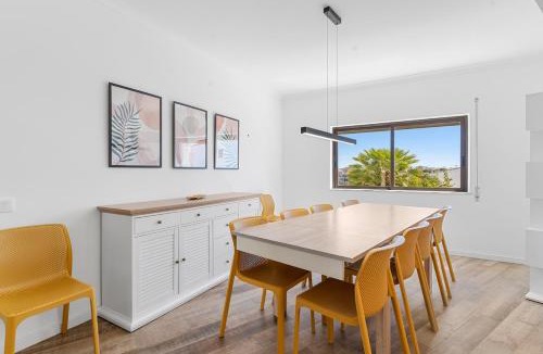 Funchal Villa | Relaxing Lagos Villa with Private Pool, 6 Min Beach
