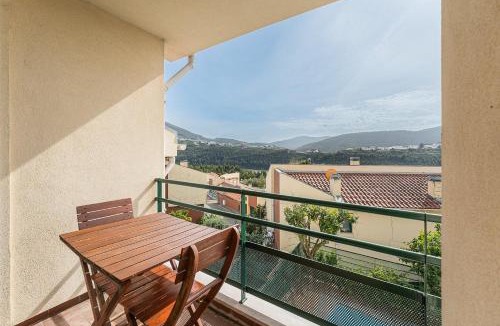 Rio Mau House | Relaxing time near the river