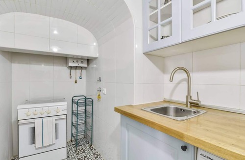 Pena Apartment | Renovated 1BD Portuguese-Styled Flat, Lisbon