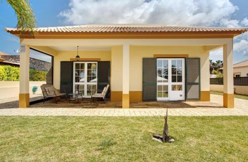 Campo de Baixo Villa | Retiro Praia