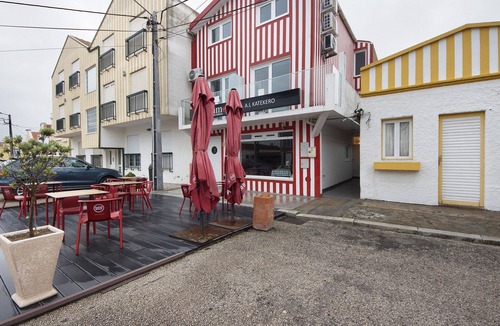 Barra Apartment | Room 'Al Katekero - Quarto 202' with Wi-Fi and Air Conditioning