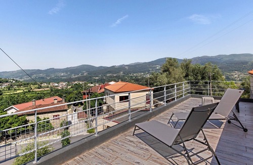 Ribeira Apartment | Room 'Room 21 - Terrace - Quinta Do Avô' with Mountain View, Wi-Fi and Air Conditioning