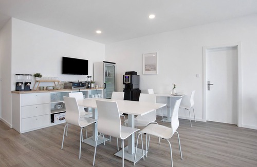 Ribamar Apartment | Room 'Twin 9' with Balcony and Wi-Fi