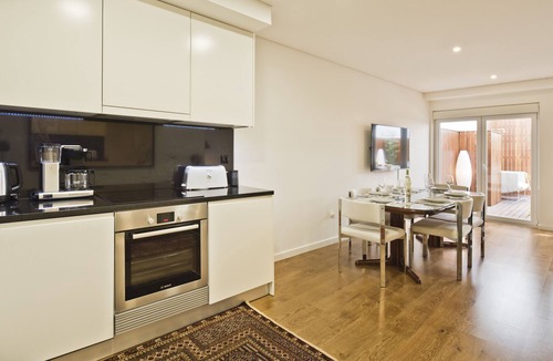 Sao Bento Apartment | São Bento Terrace Apartment (C105)