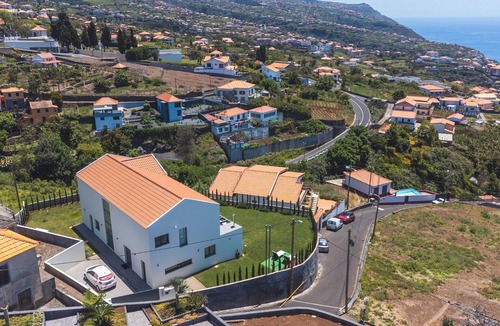 Estreito da Calheta Villa | Sapphire Sands by Atlantic Holiday