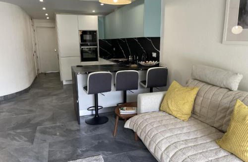 Quinta do Lago Apartment | Scarlet's Place - 1 bed Victory Village Quinta Do Lago - beach, nature, lakes