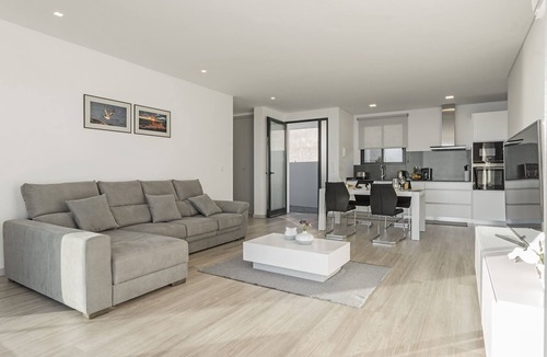 Arco da Calheta House | Searenity Vacations Home II, west of the Island