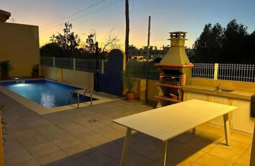 Olhao Villa | Seaview Villa with Private Pool in Moncarapacho