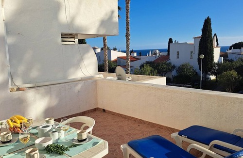 Alporchinhos Apartment | Senhora da Rocha Apartment w/SEA VIEW