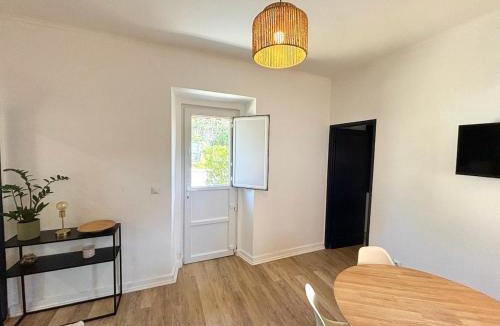 Praia das Macas Apartment | Sintra Beach House