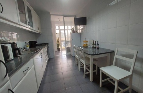 Madalena Apartment | Spacious 2-bedroom apartment near the sea in enjoyable Vila Nova De Gaia