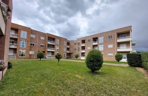 Madalena Apartment | Spacious 2-bedroom apartment near the sea in enjoyable Vila Nova De Gaia