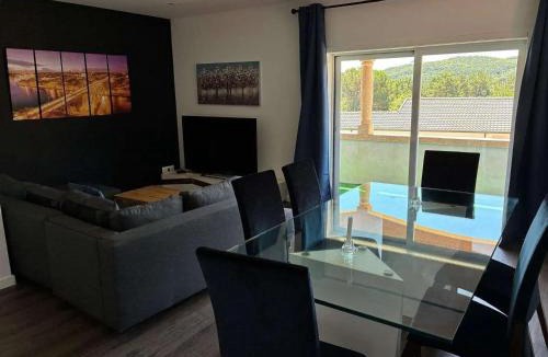 Amarante Apartment | Spacious Apartment with Jacuzzi in Freixo de Baixo